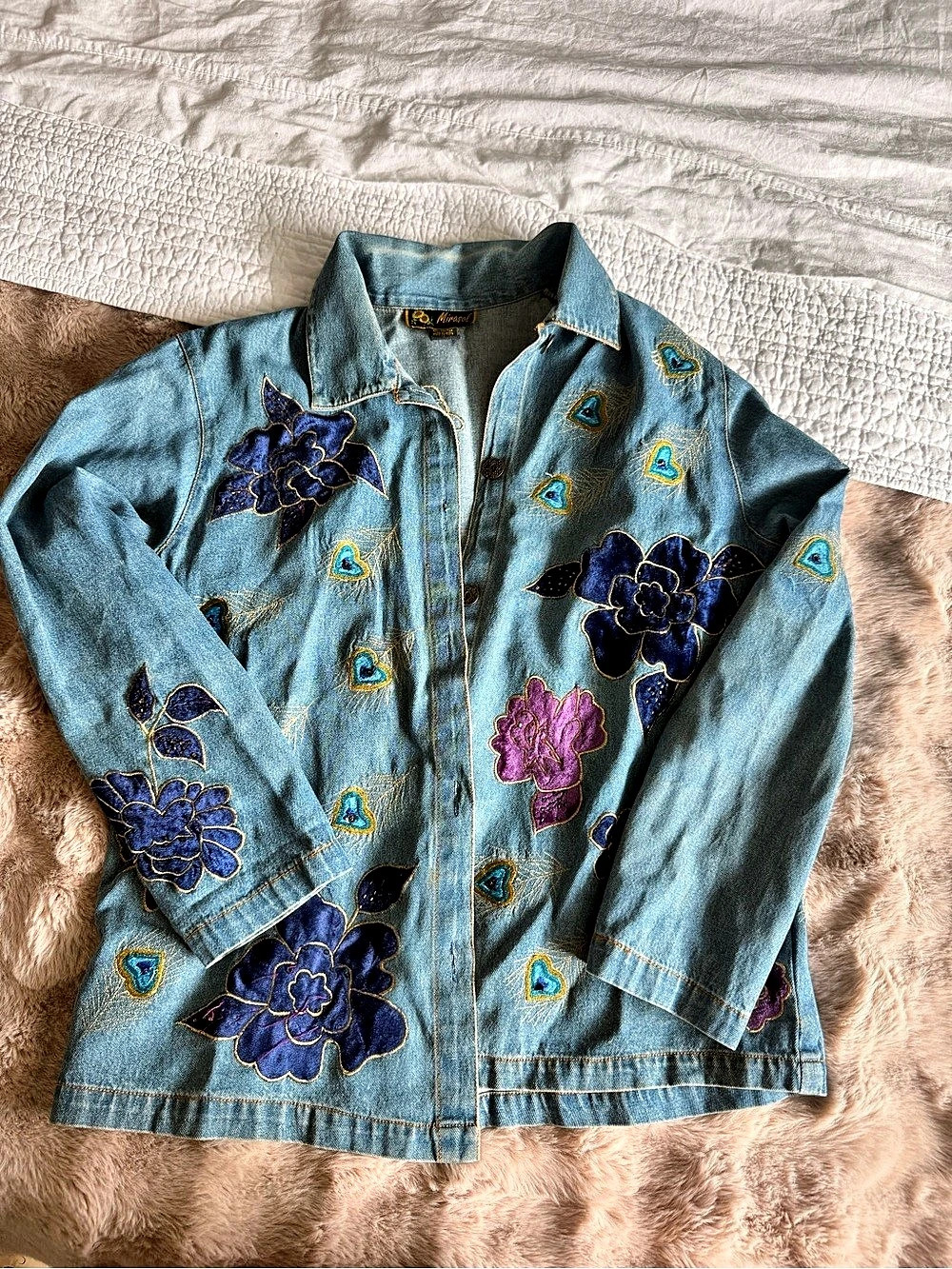 Mirasol Embroidered Denim Jacket in Blue Large